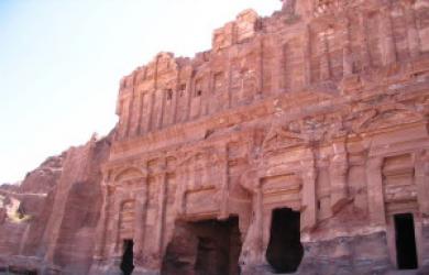 Petra: Kota Batu Merah Muda