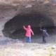 การสำรวจถ้ำ Wolf Grotto ขนาดเล็ก